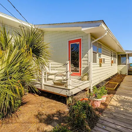 Oceanfront Gem With Rooftop Deck Steps To Sand
